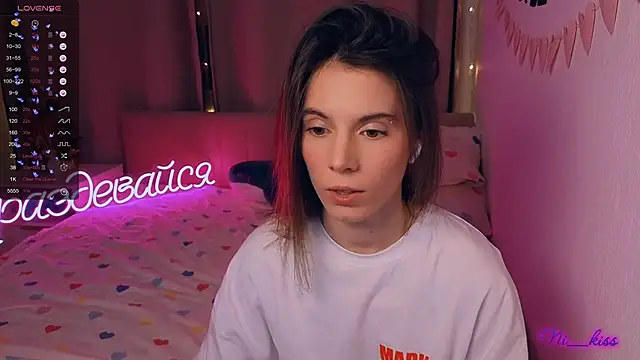  ni kiss online show from December 14, 5:29 pm