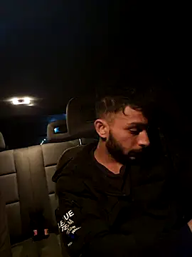 Iulianmarius12 online show from February 11, 9:42 pm