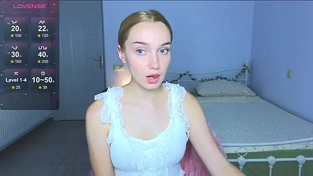 Wild Sophie  online show from October 5, 4:49 pm