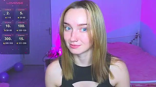 Wild Sophie  online show from December 14, 4:34 pm