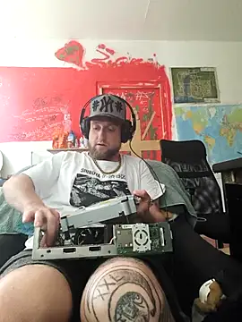 Snapshot of Ozomitro chatting on September 21, 7:10 am Ozomitro online show from September 21, 7:10 am