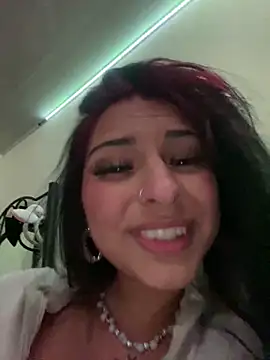 Hilary pinkk online show from January 30, 3:22 am