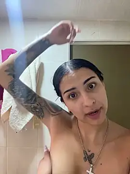 Hilary pinkk online show from September 22, 7:05 pm