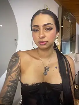 Hilary pinkk online show from March 28, 2:55 am