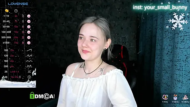 Snapshot of Your_small_bunny chatting on December 20, 2:07 am Your small bunny online show from December 20, 2:07 am