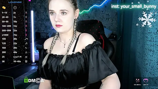 Snapshot of Your_small_bunny chatting on February 7, 2:04 am Your small bunny online show from February 7, 2:04 am