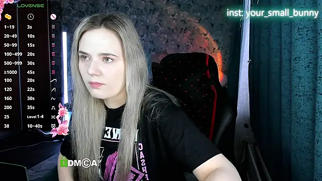 Your small bunny online show from March 24, 2:05 am