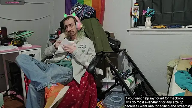 tallnerdyguy online show from November 3, 2:46 am