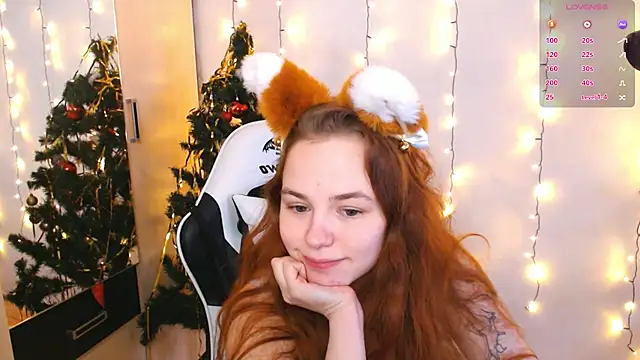 Snapshot of Fox_Lisa chatting on December 24, 9:28 am Fox Lisa online show from December 24, 9:28 am
