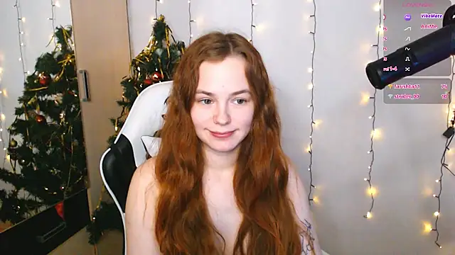 Snapshot of Fox_Lisa chatting on December 24, 12:33 pm Fox Lisa online show from December 24, 12:33 pm