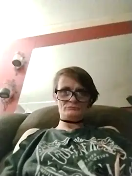 ivylee31 online show from March 2, 2:19 am