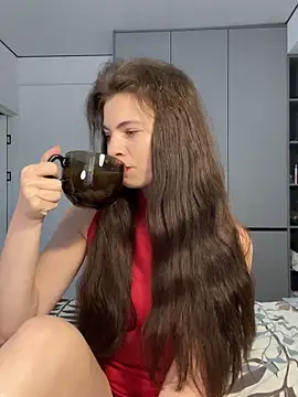 Snapshot of CurlyLara chatting on October 2, 9:27 am CurlyLara online show from October 2, 9:27 am