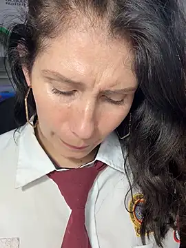 Alysson-- online show from May 11, 2:45 pm