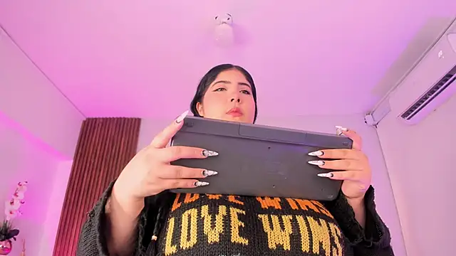 AmberiniHoffman online show from October 19, 12:28 pm