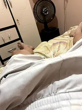 Snapshot of cn888 chatting on December 4, 5:21 pm cn888 online show from December 4, 5:21 pm