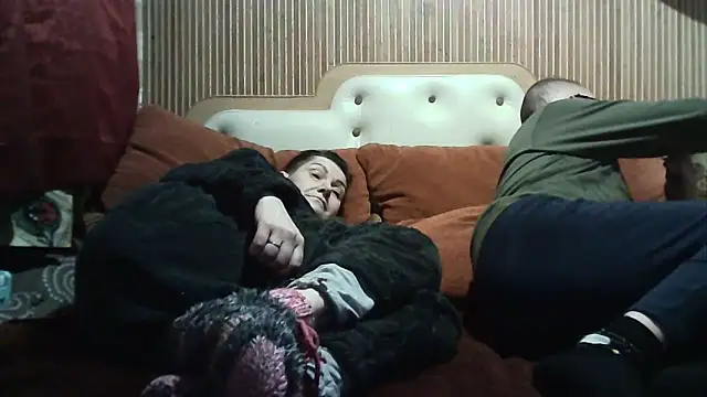 AlanaLaDream online show from January 5, 6:22 pm