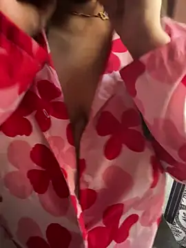 Reena Darlinggg online show from January 22, 6:10 am