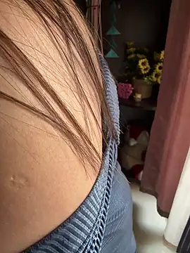 Reena Darlinggg online show from January 31, 6:13 am