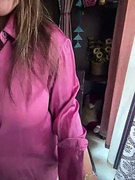 Reena Darlinggg online show from February 2, 8:24 am