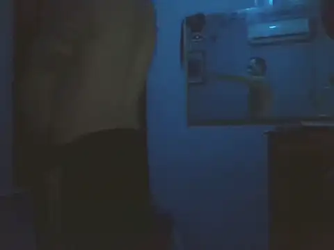 Snapshot of fdvign7 chatting on February 8, 7:45 am fdvign7 online show from February 8, 7:45 am