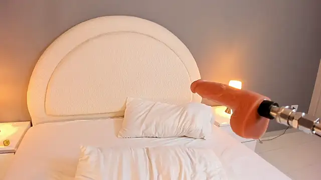 divine sin online show from February 26, 1:21 am