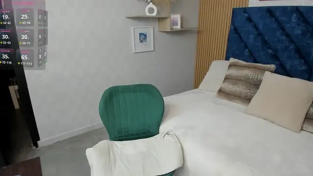 Charlotte Mayer online show from April 6, 12:17 pm