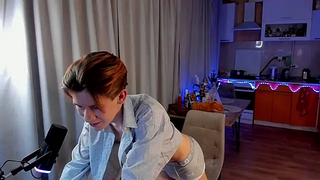 AndrewwCarter2 online show from February 14, 11:09 pm