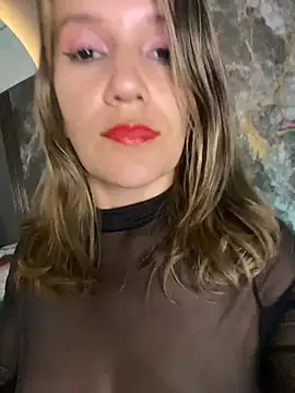 Snapshot of gwen_ashly chatting on March 11, 8:15 pm gwen ashly online show from March 11, 8:15 pm