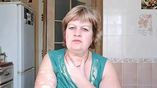 Snapshot of Ettie_Tonia chatting on February 16, 11:59 am Ettie Tonia online show from February 16, 11:59 am
