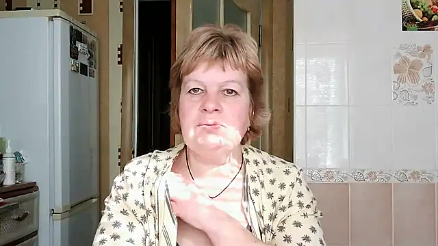 Snapshot of Ettie_Tonia chatting on March 11, 12:06 pm Ettie Tonia online show from March 11, 12:06 pm