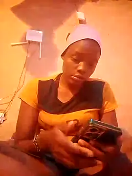 QUEEN-NAIMA online show from September 17, 9:22 am