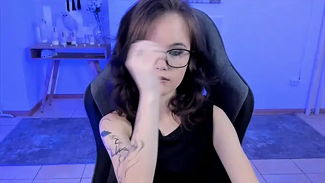 Snapshot of Elainebeness chatting on January 29, 4:19 pm Elainebeness online show from January 29, 4:19 pm