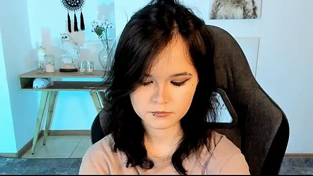 Snapshot of Elainebeness chatting on February 28, 10:50 pm Elainebeness online show from February 28, 10:50 pm