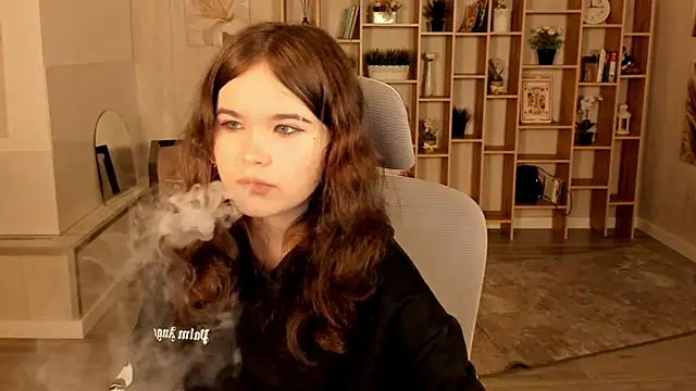 Snapshot of Elainebeness chatting on September 17, 7:37 pm Elainebeness online show from September 17, 7:37 pm