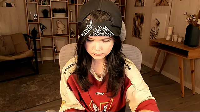 Snapshot of Elainebeness chatting on October 8, 7:33 pm Elainebeness online show from October 8, 7:33 pm