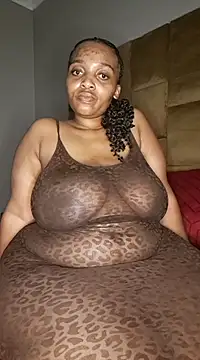 thicktash online show from February 1, 7:34 pm