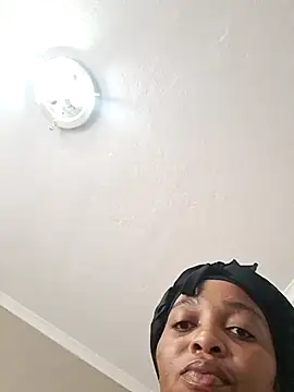 thicktash online show from May 8, 9:47 am