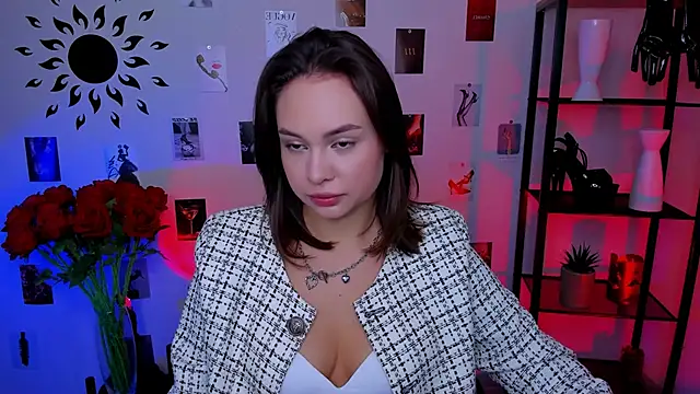 JaneWyatt online show from March 6, 4:30 am