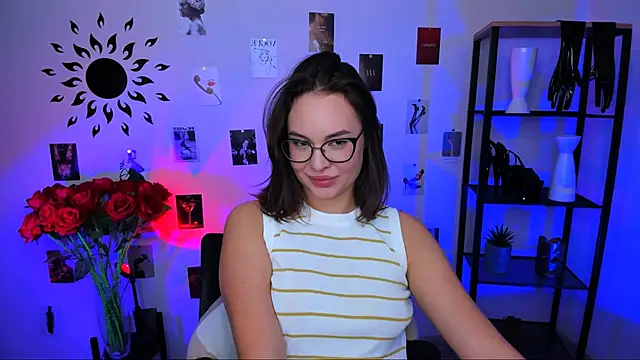 JaneWyatt online show from March 21, 11:22 am