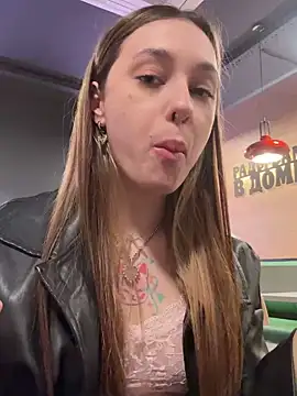 Snapshot of Cherry____Pie chatting on February 1, 10:34 pm Cherry Pie online show from February 1, 10:34 pm