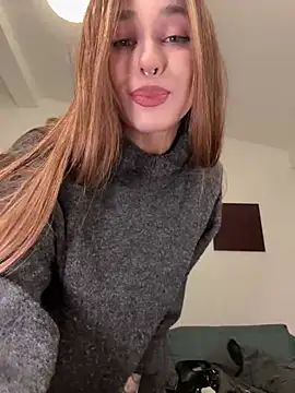 Snapshot of Cherry____Pie chatting on February 8, 7:49 pm Cherry Pie online show from February 8, 7:49 pm