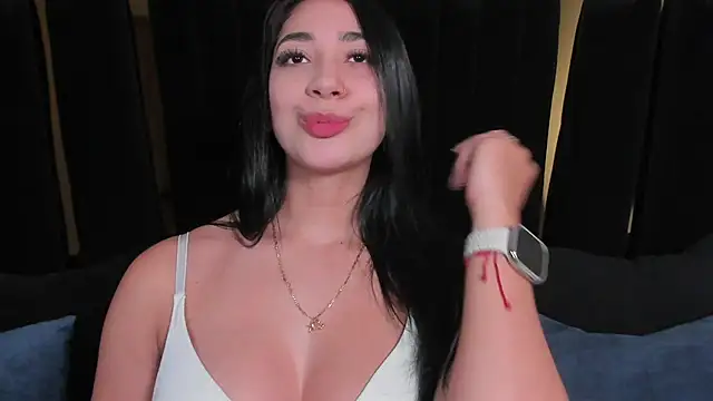 Snapshot of julieta_jewel chatting on February 12, 5:52 pm julieta jewel online show from February 12, 5:52 pm