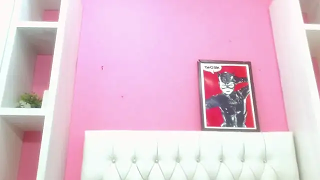 Snapshot of ttimy_x_boy chatting on March 6, 8:27 pm ttimy x boy online show from March 6, 8:27 pm