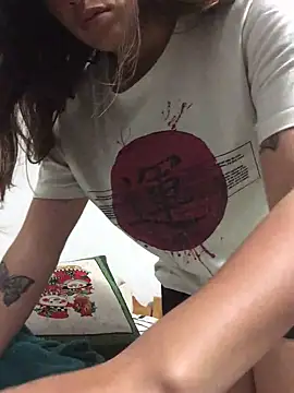 Miss oliviaa online show from January 27, 2:02 pm