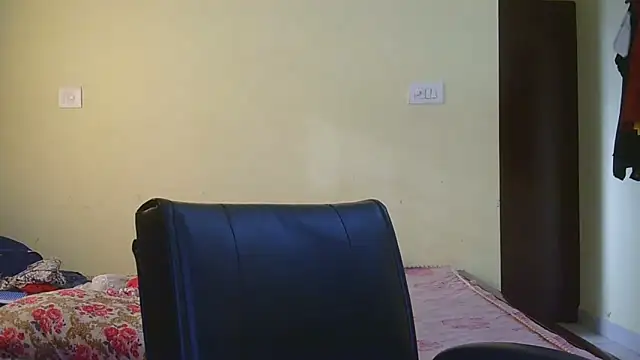 Snapshot of Sweet-Rani chatting on October 14, 10:05 am Sweet-Rani online show from October 14, 10:05 am