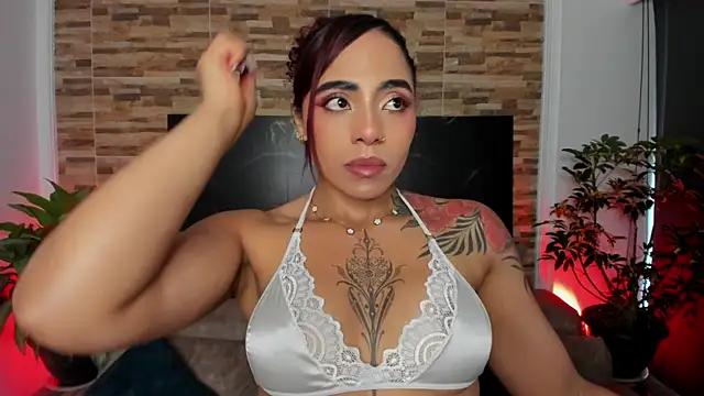 emilyfitness online show from April 29, 9:54 pm