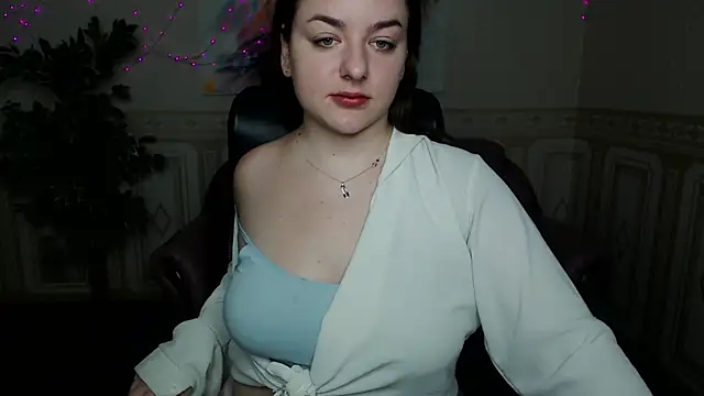 Helen Elliot online show from December 20, 7:01 am