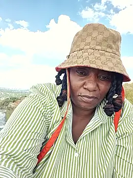 ThickianaRider online show from February 9, 12:53 pm