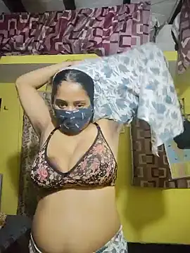 Snapshot of bigtitsqueen chatting on June 13, 4:38 pm bigtitsqueen online show from June 13, 4:38 pm