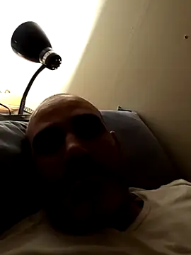 Snapshot of pelarrico12 chatting on October 18, 5:54 am pelarrico12 online show from October 18, 5:54 am